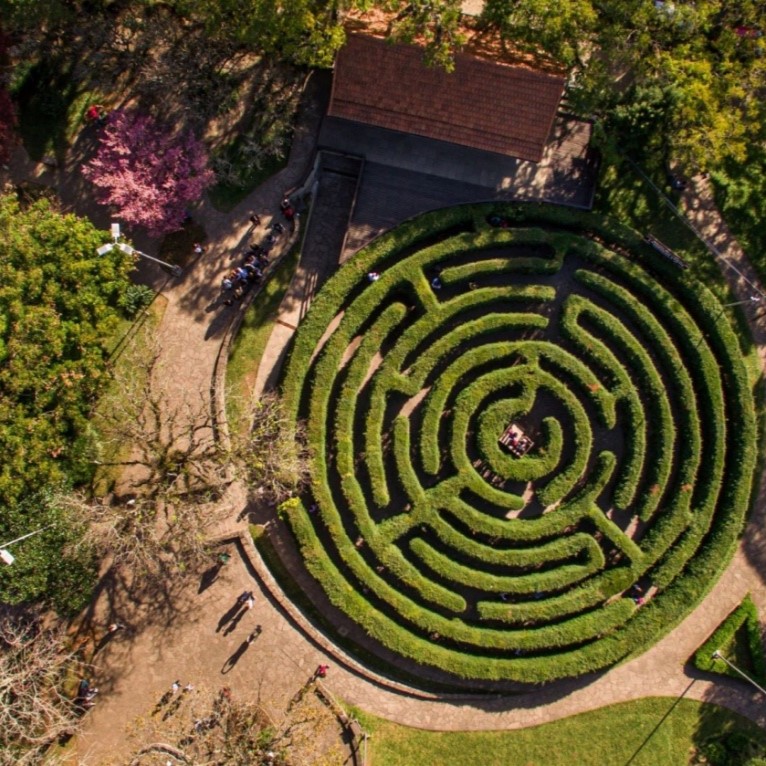 tour-nova-petropolis-labirinto-1-1.jpg